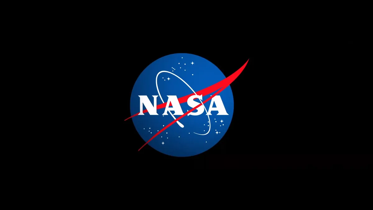 Satélite orbitando Marte com comunicação espacial